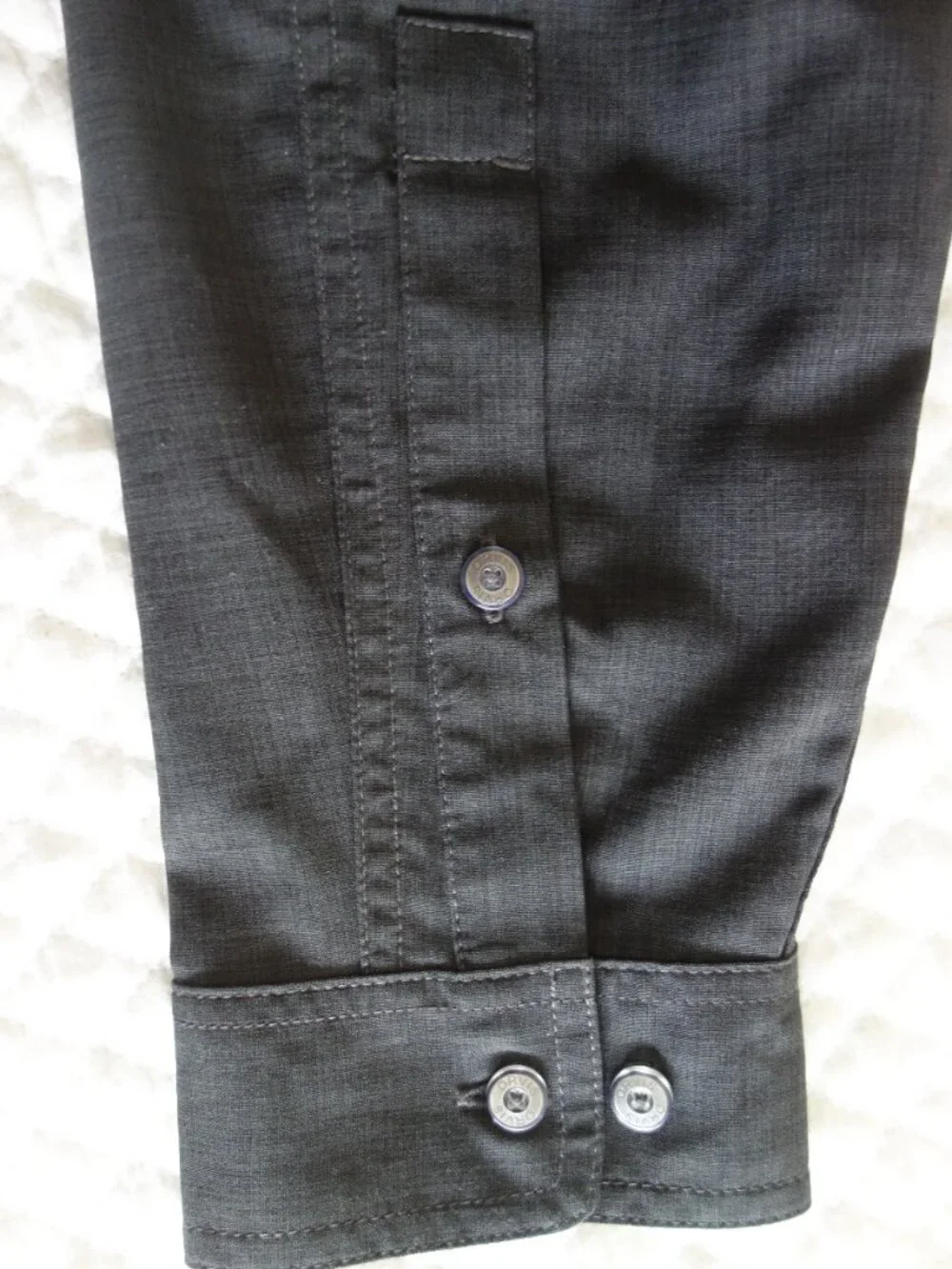EUC ORVIS Gray Outdoor / Fishing Long Sleeve Light Weight Button Shirt – Men’s L - Picture 4 of 9